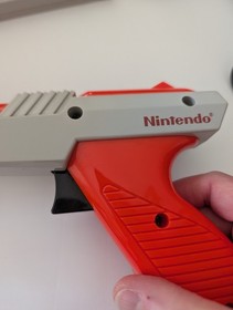 Nintendo NES Action Set Boxed Console Mario Duck Hunt Light Gun  Tested Clean