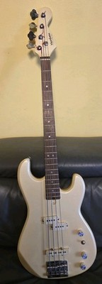 70's Montaya(Montoya) Pro IV Designer  4-String Electric Bass Guitar Cream Beige