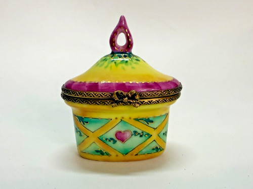 VINTAGE Limoges Peint Main Lattice & Heart Trinket Box, France