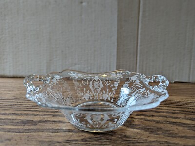 Cambridge Glass ''Diane'' Double Handled Flat Bottom Candy Dish