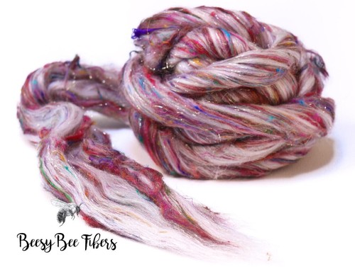 PEGASUS- Merino and Silk Blend Combed Top Wool Roving for Spinning, Felting 4 oz - Picture 7 of 8
