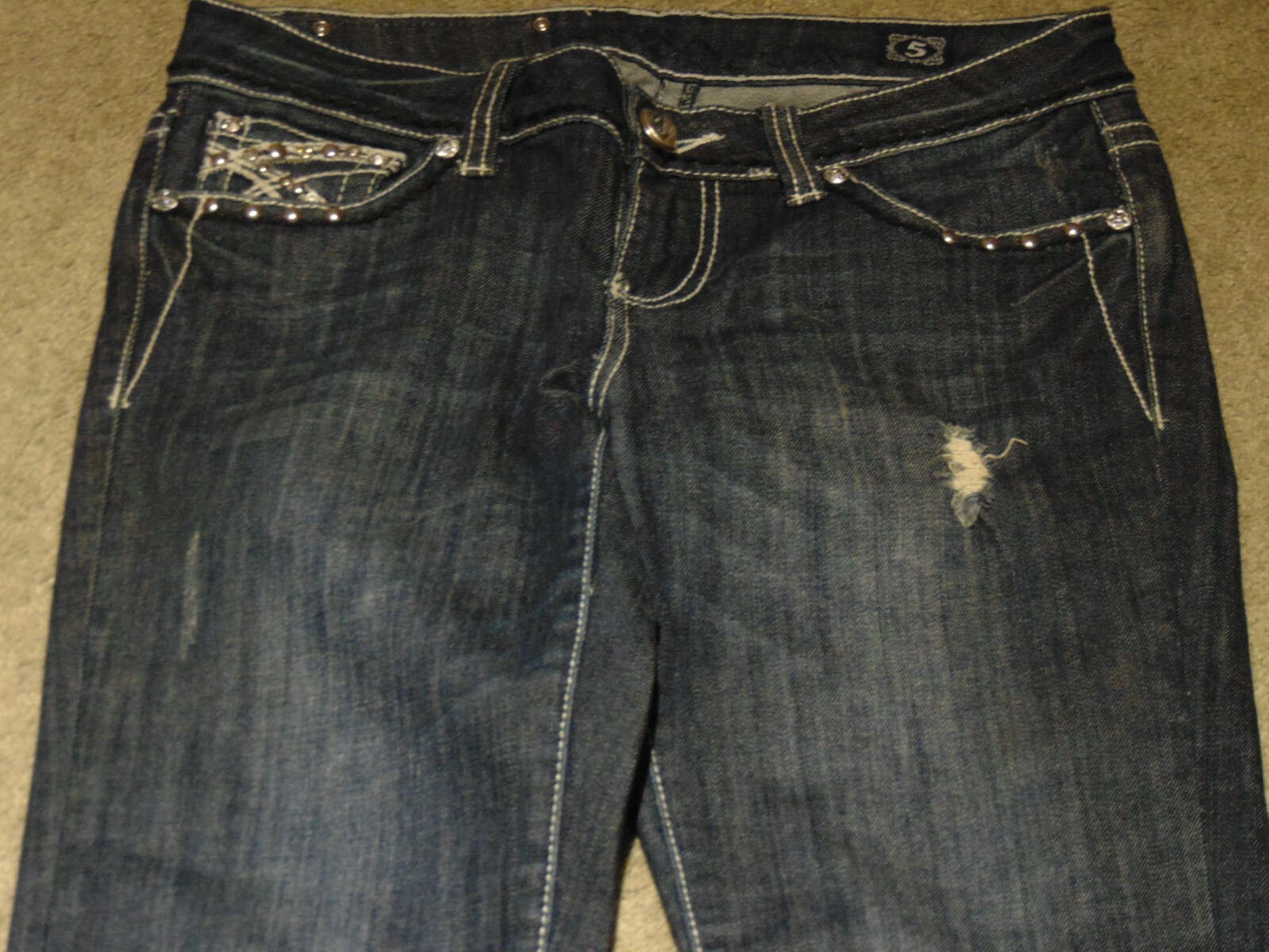 Picture 2 of 8