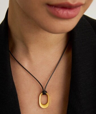 Gold Necklace Dean Davidson 22kt Plated Crosby design short hoop MSRP $150 USD