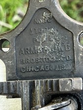 Vintage Armstrong 1C US Bench Chain Pipe Vise 1/8 to 2 inch Cast Iron USA Made
