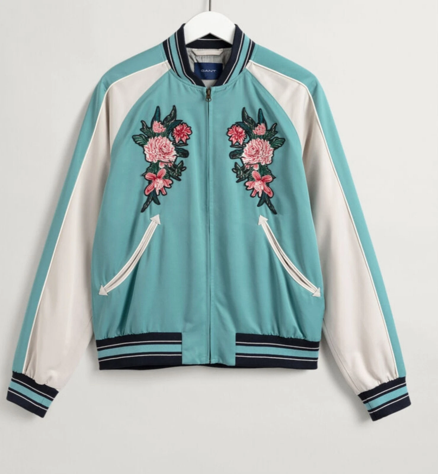GANT - Dahlia Badge Versity Jacket