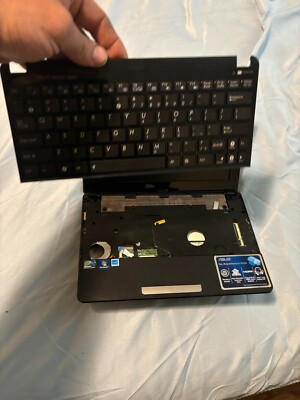 ASUS 10in. (160GB, Intel Atom, 1.6GHz, 1GB) No screws, No Hard drive 