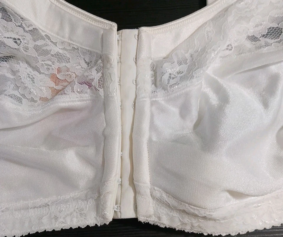 Sutiã Comfort Choice novo com etiquetas tamanho 54DD fácil realçador fechamento frontal branco - Imagem 4 de 4