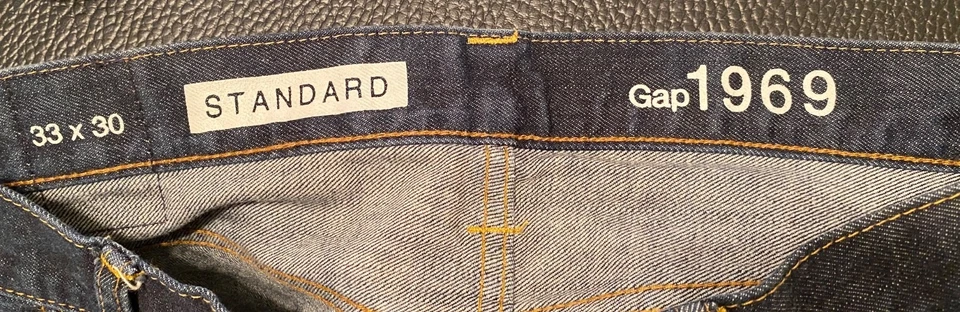 Gap 1969 Straight Jeans Mens 33 X 30 100% Cotton Soft Denim Dark Wash NWOT - Image 2 of 4