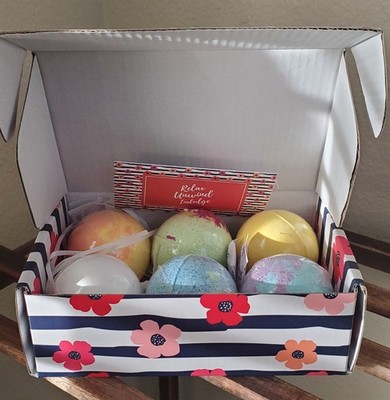 6 Bath Bombs Gift Set -Relaxing Epsom Salt, Essential Oils, Vegan, Non-Staining