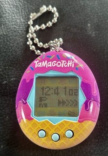 Bandai Tamagotchi Original Ice Cream Virtual Cyber Pet Retro Toy VGC 2021
