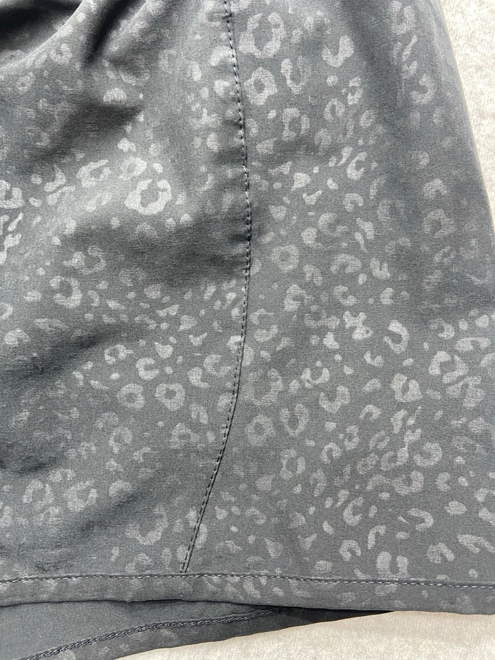 Pantalones cortos Marika para mujer medianos negros ropa deportiva para correr Foto 2 de 4