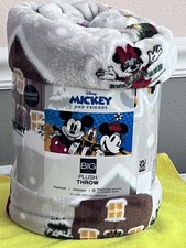 The Big One Disney Plush Throw Blanket 5' x 6' Mickey Christmas Holiday NEW