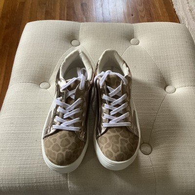 Girls MIA Cheetah Gold Star Sneakers Size 3