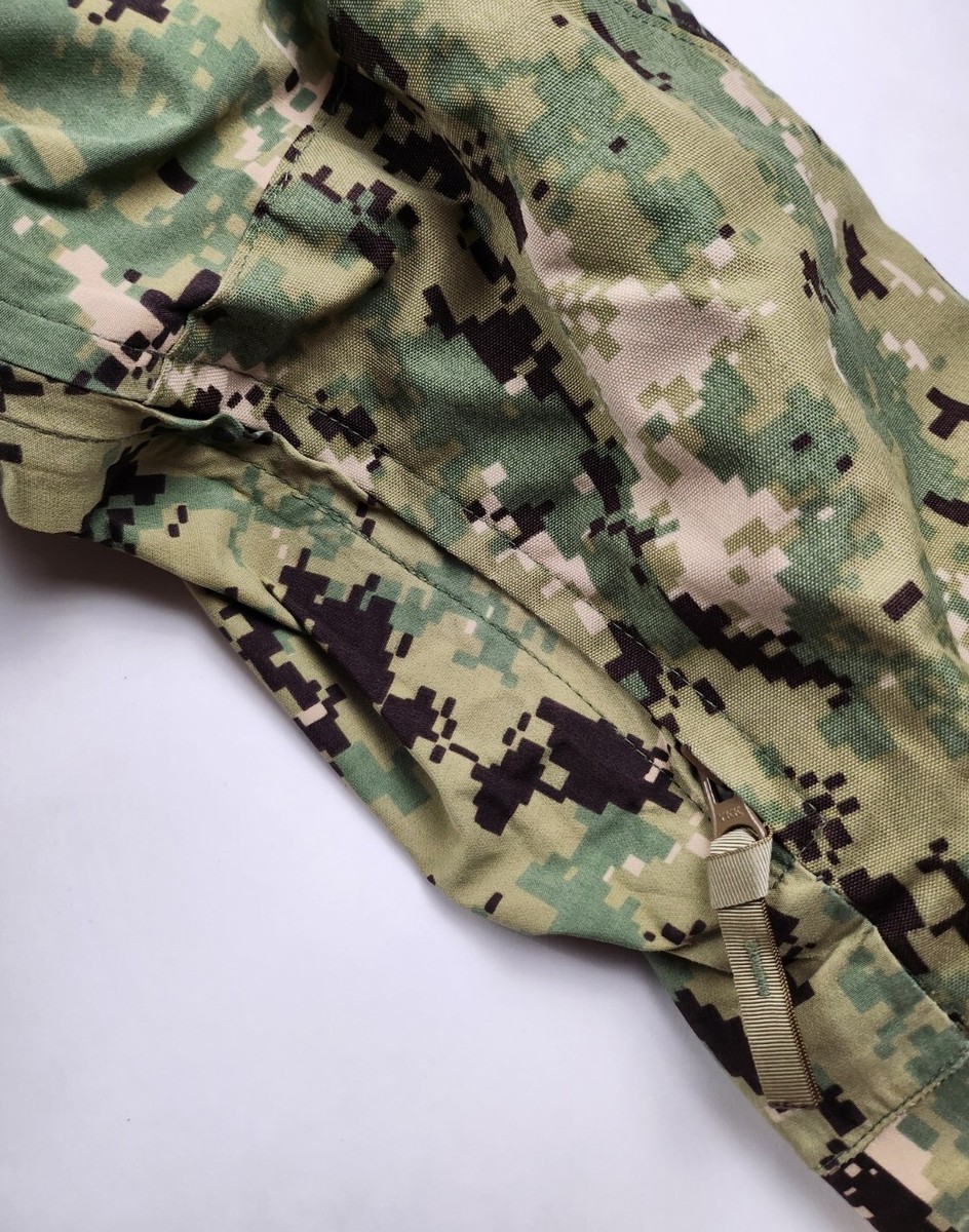 US Navy NWU Type III Working Uniform Parka Wet/Cold Weather