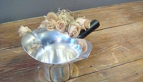 Rogers Silver Plate Gravy Boat from the 60s with Wood Handle Good Condition
