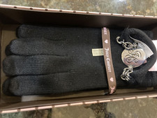 NWT JUICY COUTURE GIRLS GLOVES ONE SIZE BLACK