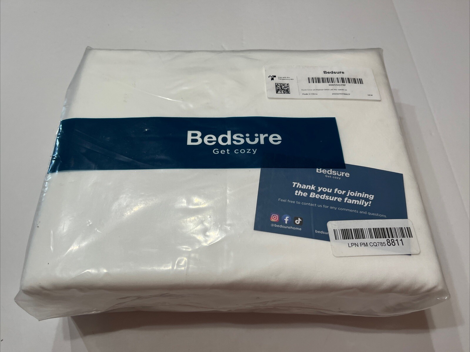 BedSure Duvet Cover Set - White - King 104”x90”New in Package Read Description-image