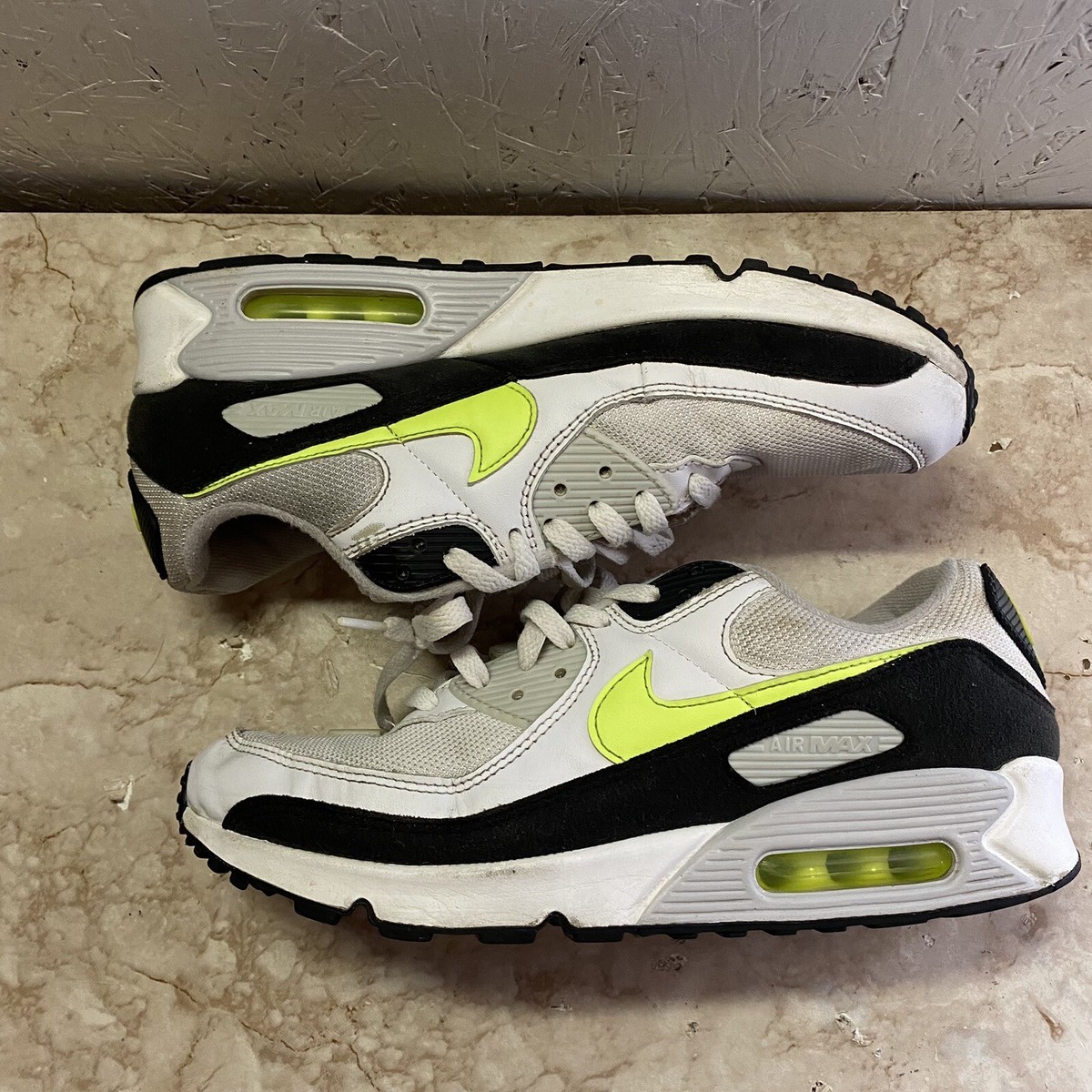 New Nike Air Max 90 Black Hot Lime CZ1846-100 White Grey Volt Neon