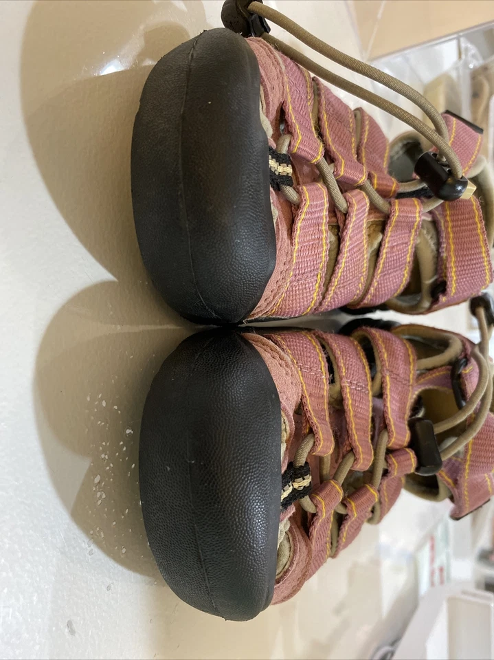 Keen Newport Sandal Shoes Youth Girl Size 13 Pink Tan Black Hiking Water Sports - Image 4 of 4