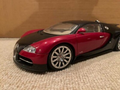 AUTOART Bugatti Veyron ミニカー 1/18 s-l400.jpg