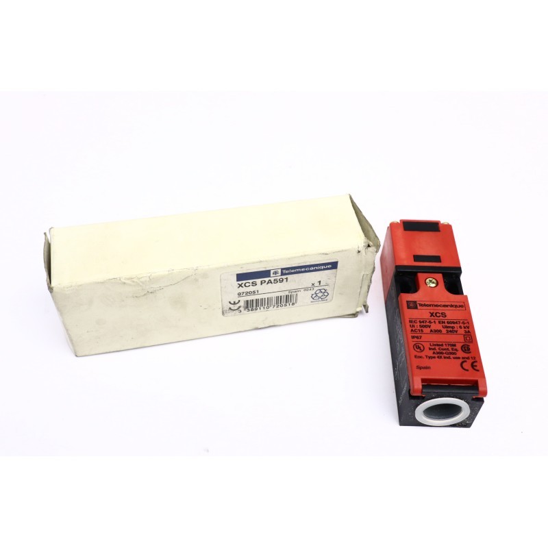 Telemecanique XCS-PA591 Open Box (B588)