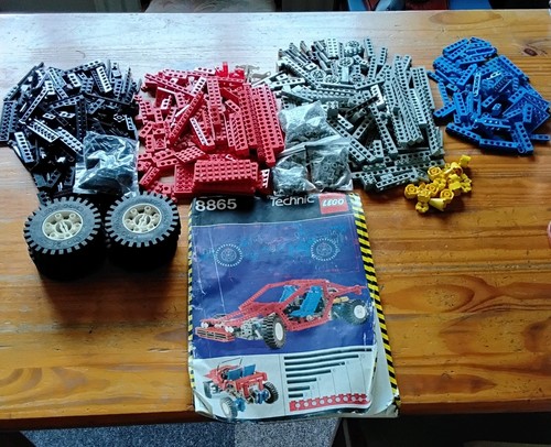 Vintage Lego Technic Test Car 8865 Complete with Original Instructions 1980's
