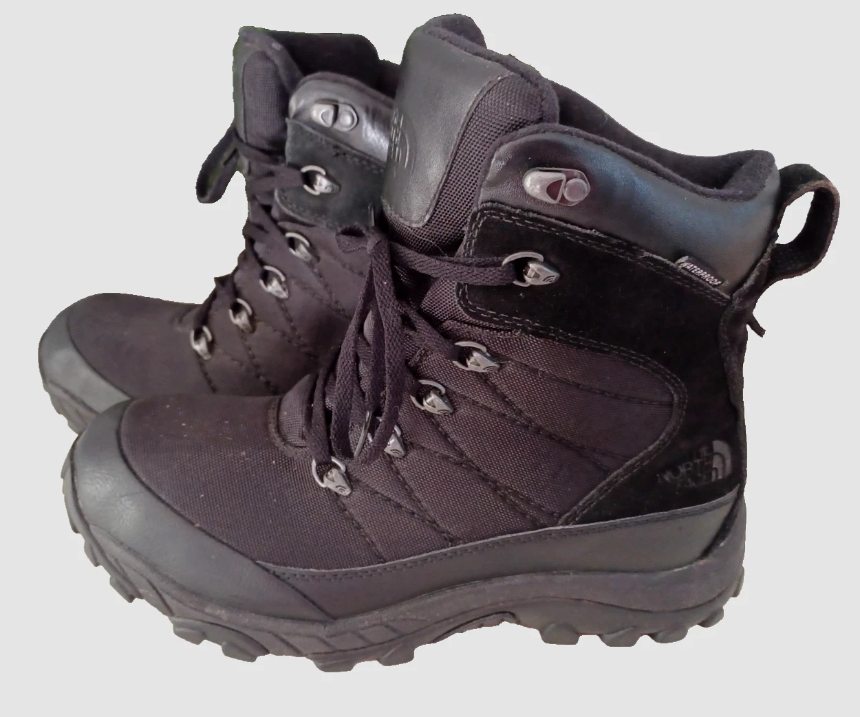 The North Face Mens Chilkat Boots Sz 9 Waterproof Hiking Snow Hunting