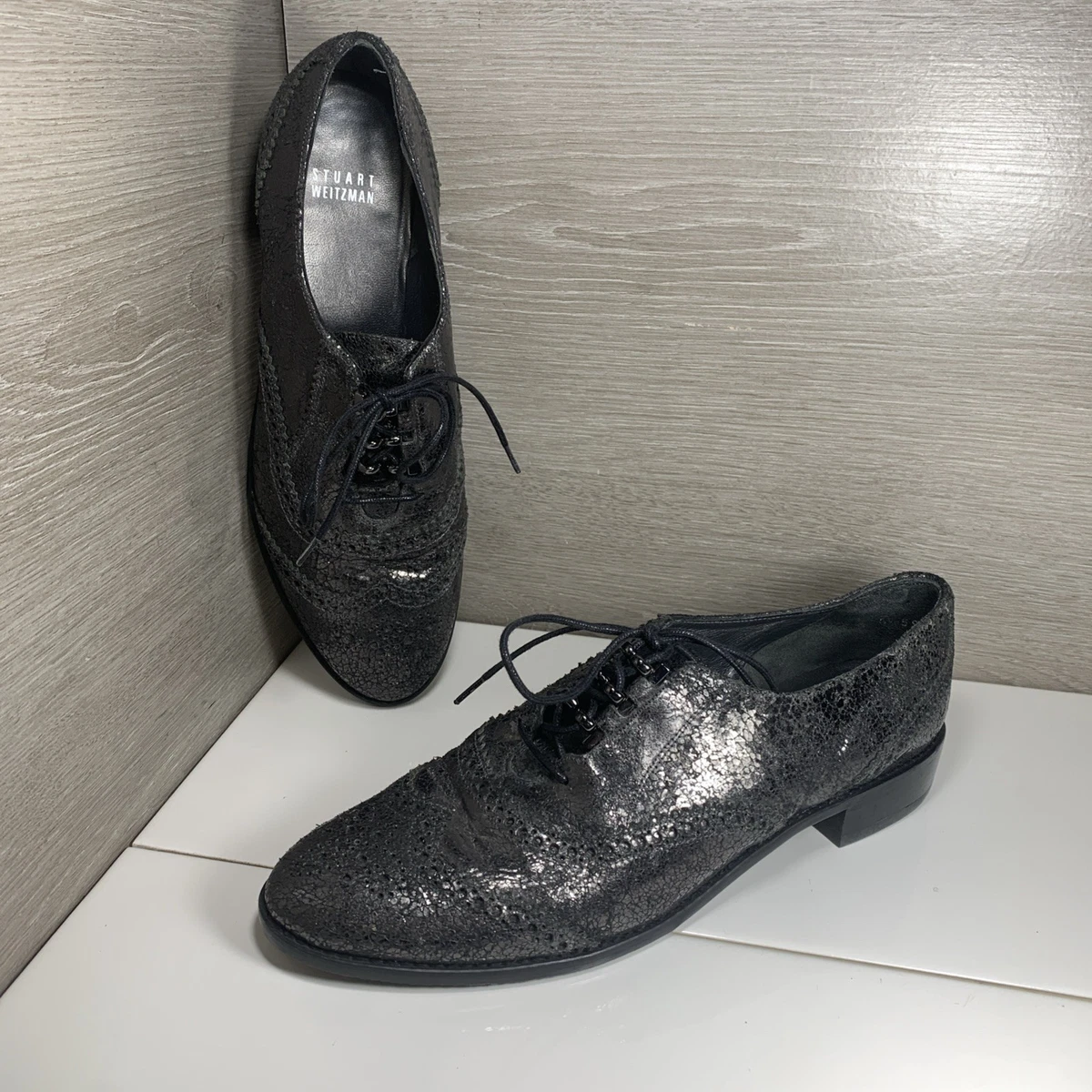 Stuart Weitzman Blue and White Suede Oxfords with Lace-Up Design Stuart Weitzman Carlos Leather Oxford Loafers | Saks Fifth  main image 2