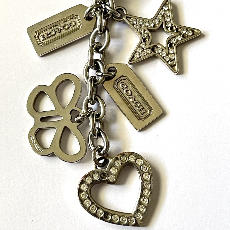 De colección Y2K Coach Cartera Plateada Estrás Corazón Mariposa Llavero Llavero Dije Foto 2 de 4