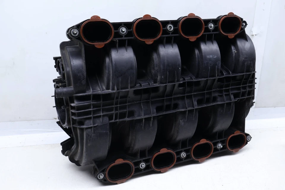 Porsche Cayenne 2011-2018 4,8 L - colector de admisión 94811001641 Foto 3 de 4