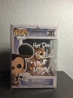 Funko POP! Disney: Kingdom Hearts - King Mickey Mouse #261 Signed + COA.