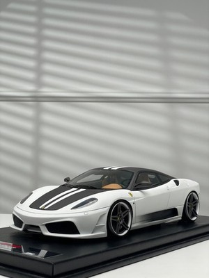 Ferrari F430 Scuderia NOVITEC (Matte White/ Black) [MG Model] 1:18