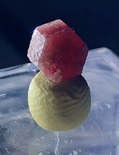 RAREST ATTRACTIVE RED BERYL BIXBITE GEMSTONE NATURAL RAW CRYSTAL!!!  +gift