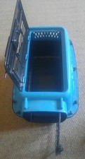 frisco two door top load plastic kennel
