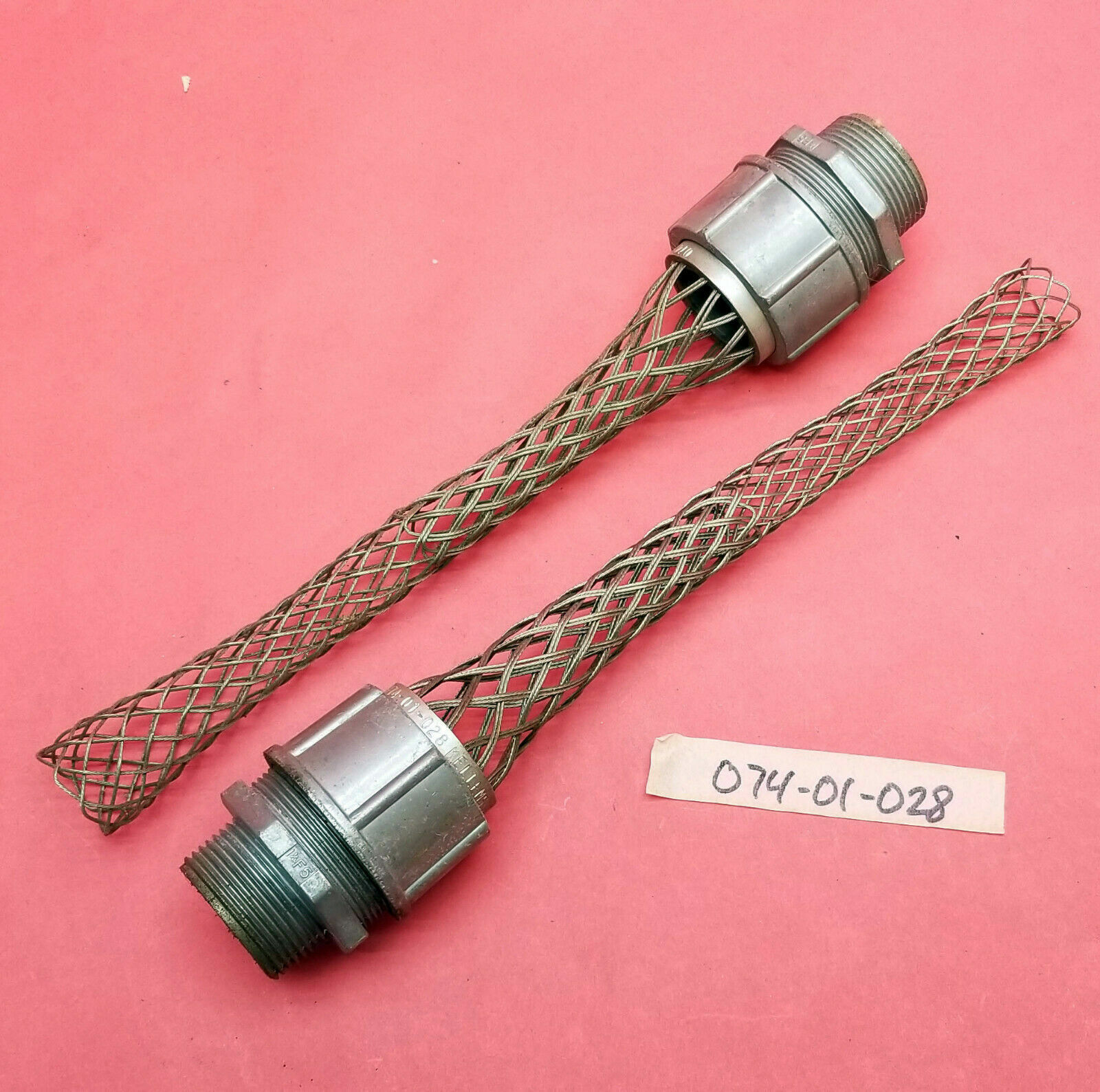 Lot of Hubbell Kellems Strain Relief Wire Mesh Cord Grip 1 1/4" NPT 1.