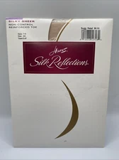 2002 Hanes Silk Reflections Silky Sheer Pantyhose Reinf Toe 716 AB Travel Buff