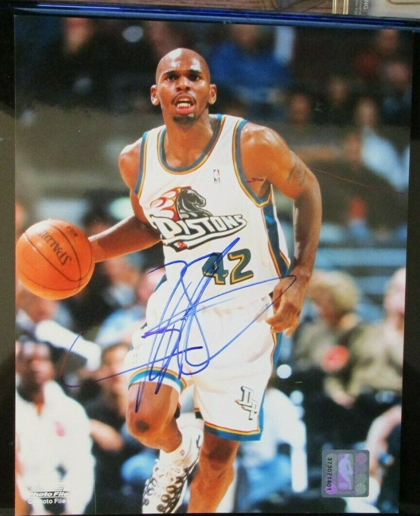 Jerry Stackhouse signed Detroit Pistons basketball 8x10 photo COA Jerry Stackhouse signed Detroit Pistons basketball 8x10 photo COA