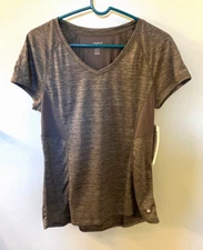 NWT Layer 8 Performance Tee Gray V-neck Size Large