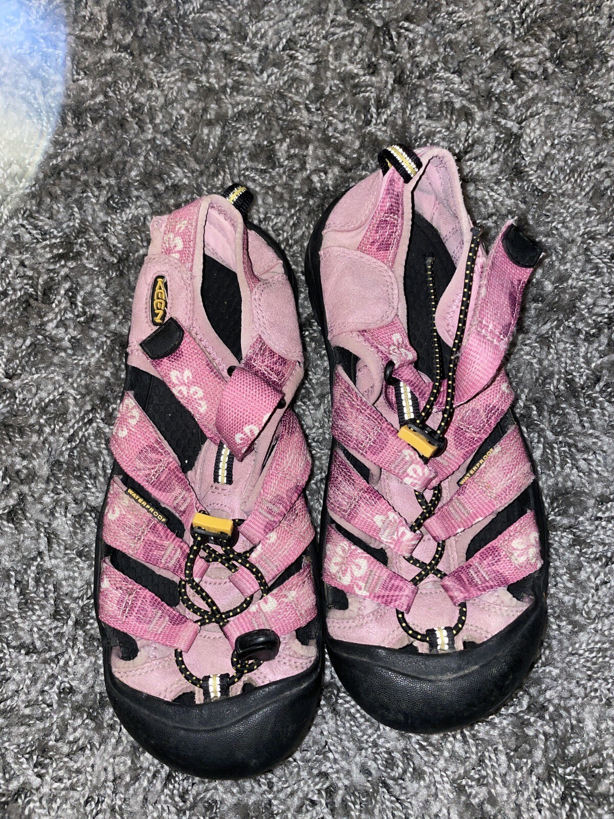 Sandali da acqua da trekking per ragazze Keen Newport rosa impermeabili taglia 5