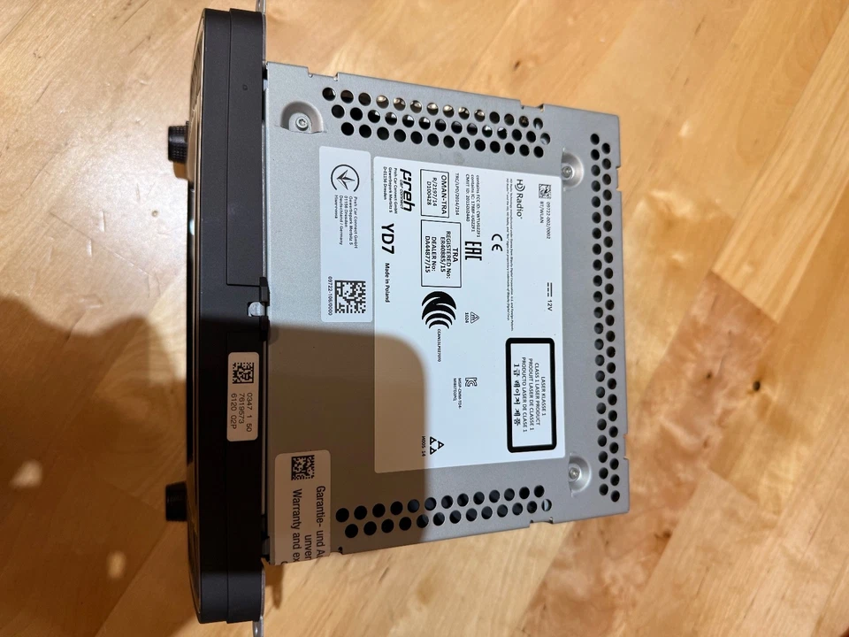 Volkswagen 5C0035680G Discover Media Komplettpaket - Schwarz - Bild 2 von 4