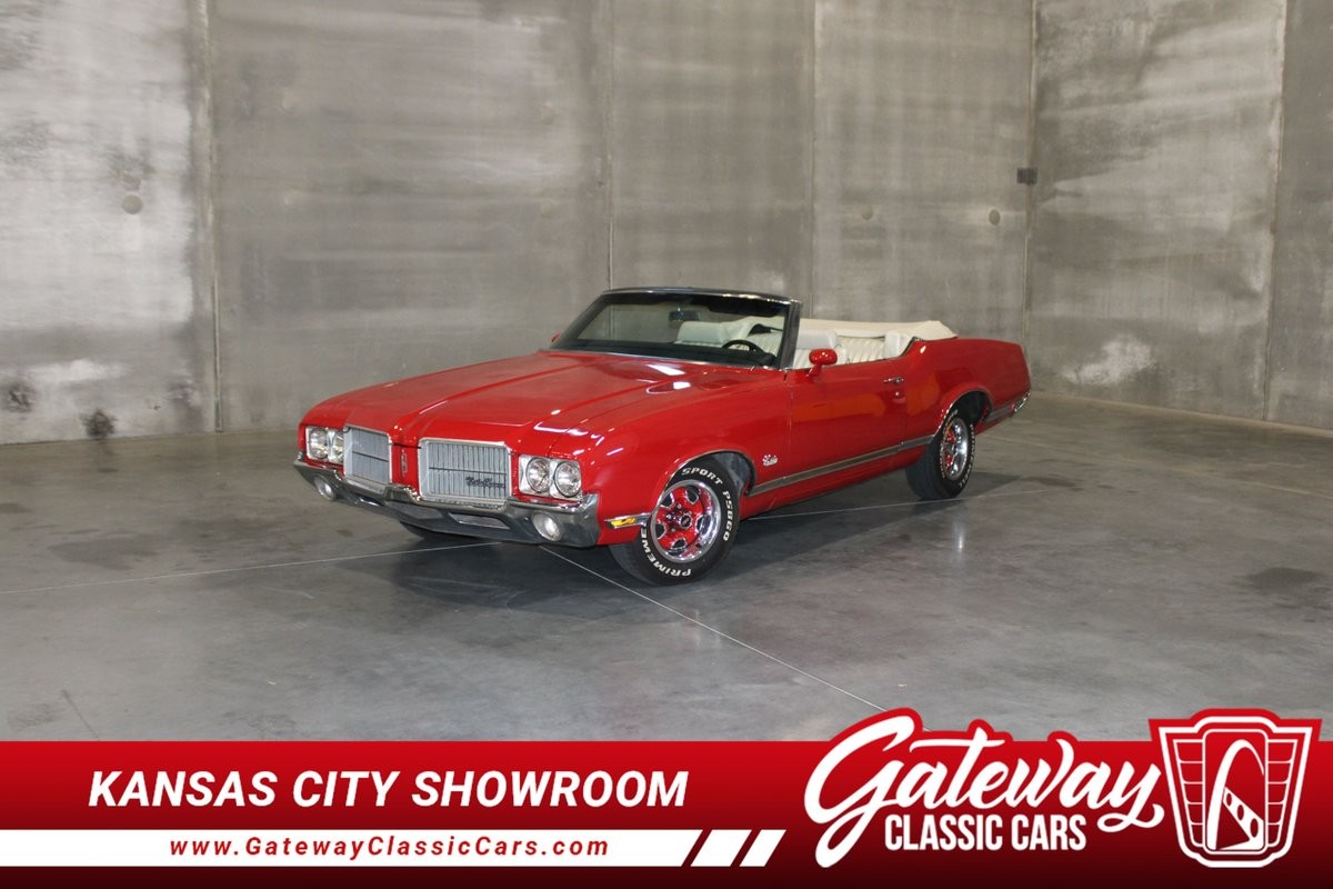 1971 Oldsmobile Cutlass Supreme for sale in Olathe Kansas