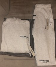 Essentials Light Oatmeal Set Size Small