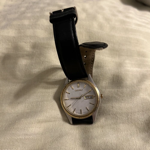 Vintage Seiko Watch Mens 37mm White Tone Day Date 7N43-9048 No  Battery tested