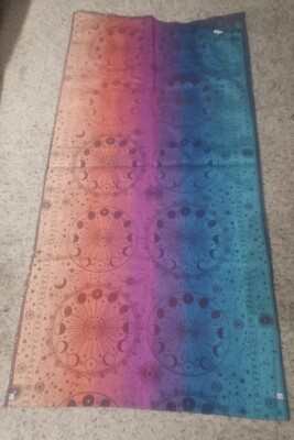 Oscha Size 2 Lunae Night Glow Retired