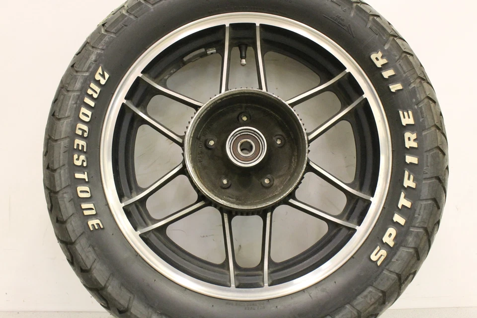 Llanta trasera Honda Nighthawk 650 Cb650sc 1983 con neumático CB CB650 83 Foto 3 de 4