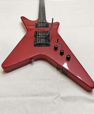 Original Vintage 1980s Carvin V220 Shredder Guitar Pearlized Red