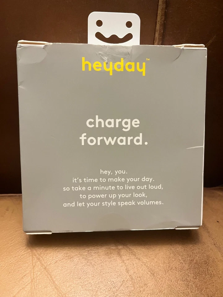 Almohadilla de carga inalámbrica Heyday Qi 5W verde río Foto 3 de 4