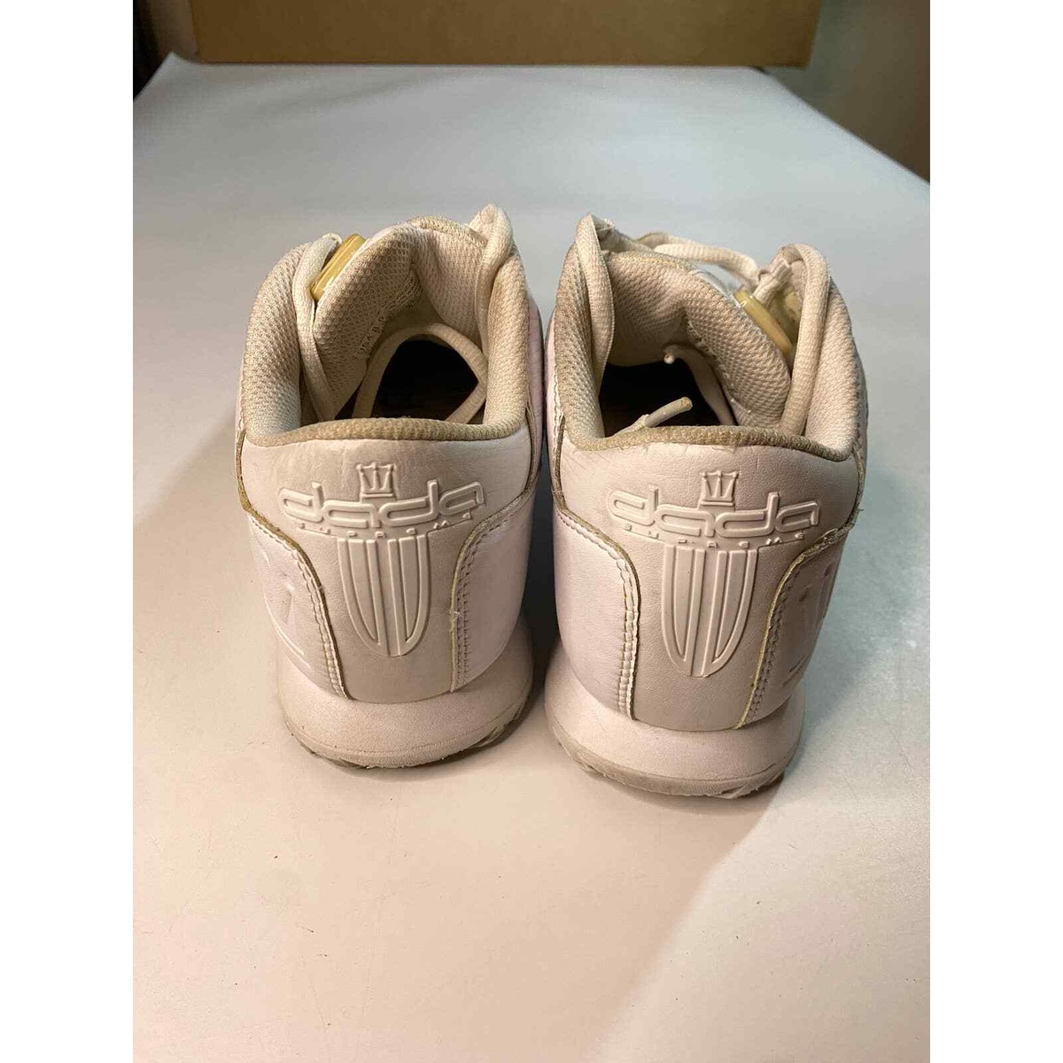 Vintage Dada Supreme White Sneakers Men display picture 2
