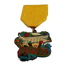 2014 Institute Of Texan Cultures Hats Off To Fiesta San Antonio Medal Pinback