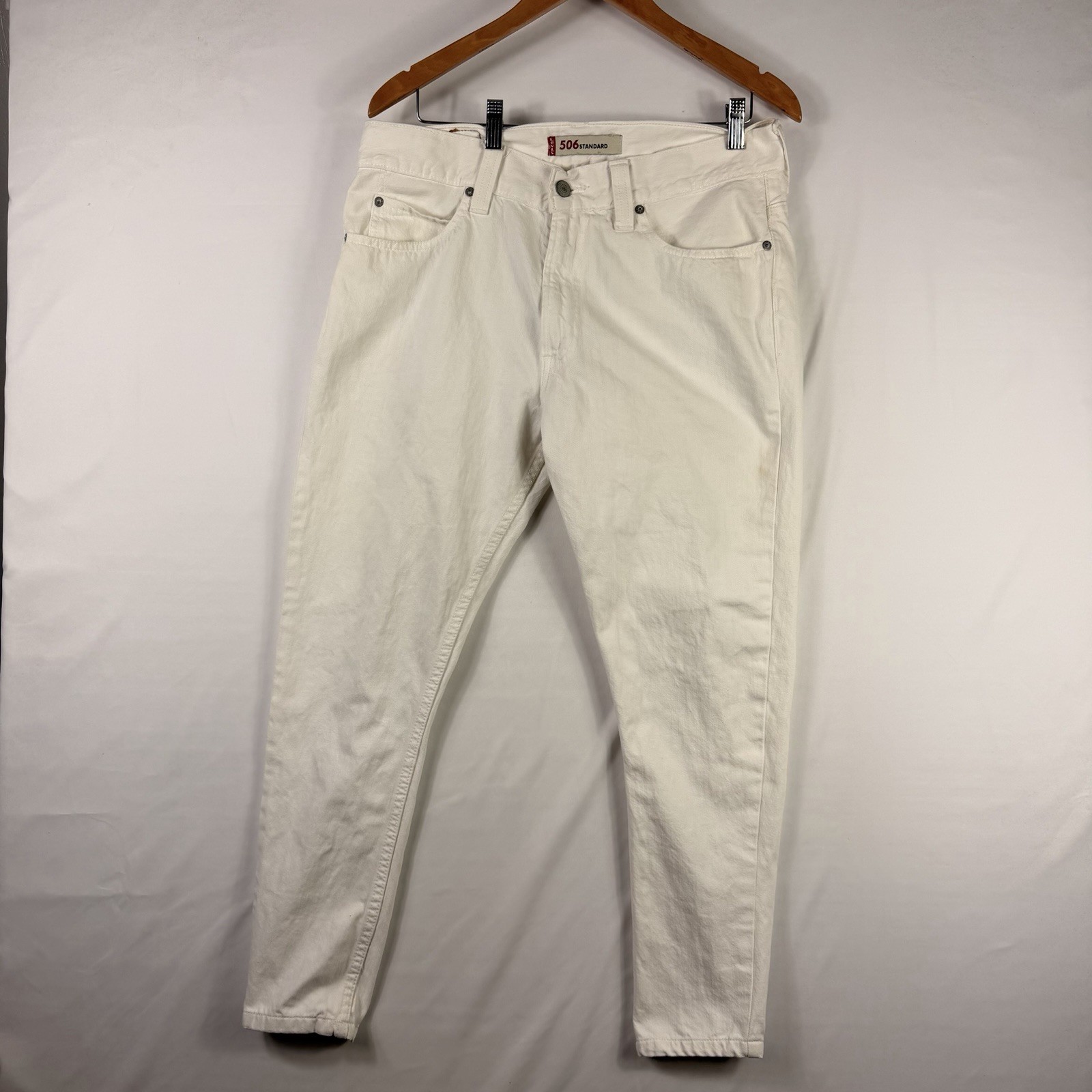 Levi’s 506 Jeans Men's 34x28 Comfort Taper Fit Light Wash Denim White